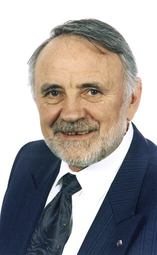 Portrait of Marcel SCHLECHTER, MEP during the 3rd and the 4th Parliamentary Terms (1990-1999)