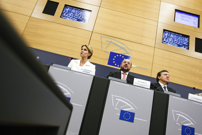 Fotografia 2: Press conference with the Prime Minister of Denmark and the President of the European Commission