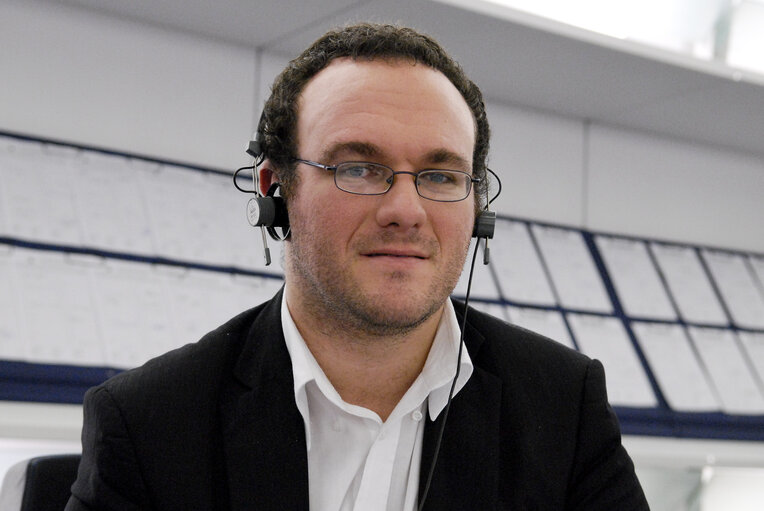 Damien ABAD EPP, HOMME / MAN, Parlement européen à Strasbourg, 2010, Parlementaires 2009 activité / Member activities 2009, France 17-12-2009
