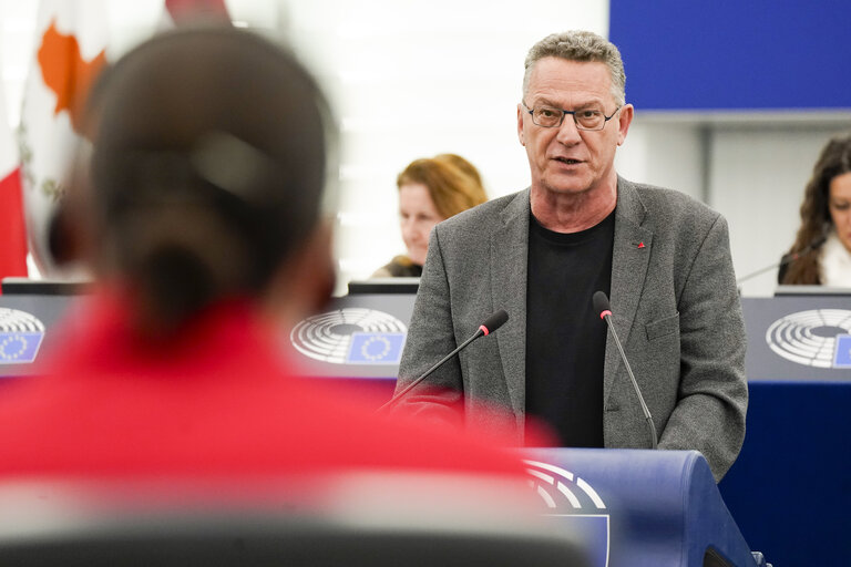 Fotografija 48: EP Plenary session - Recent legislative changes in Hungary and their impact on fundamental rights