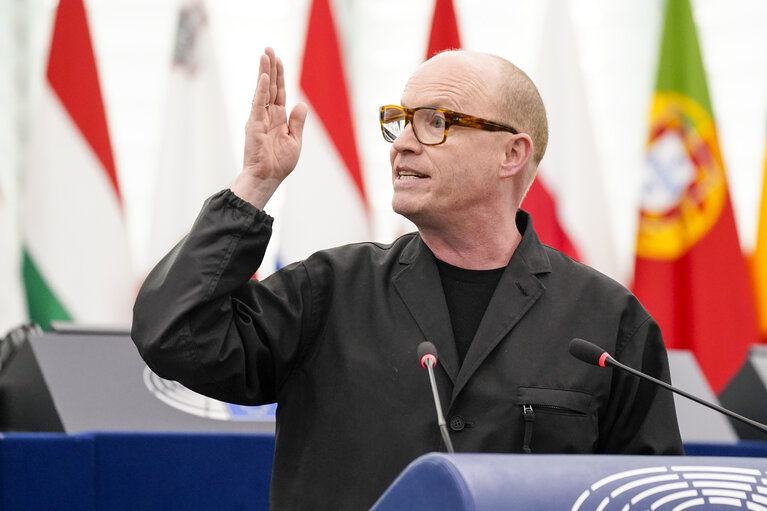 Fotografija 13: EP Plenary session - Recent legislative changes in Hungary and their impact on fundamental rights